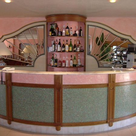 Hotel Ristorante La Lampara Gizzeria Buitenkant foto