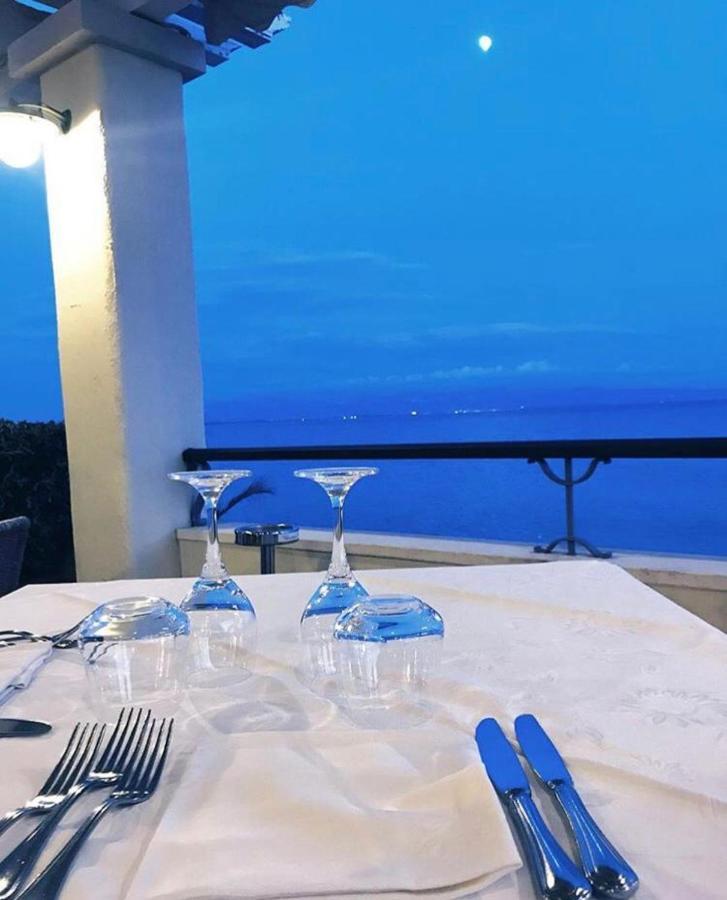 Hotel Ristorante La Lampara Gizzeria Buitenkant foto